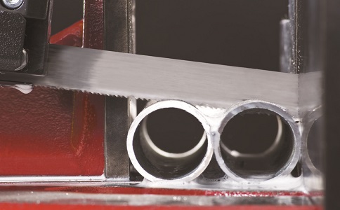 黄浦锯切金属材料时出现卡带锯条原因以及处理方法？